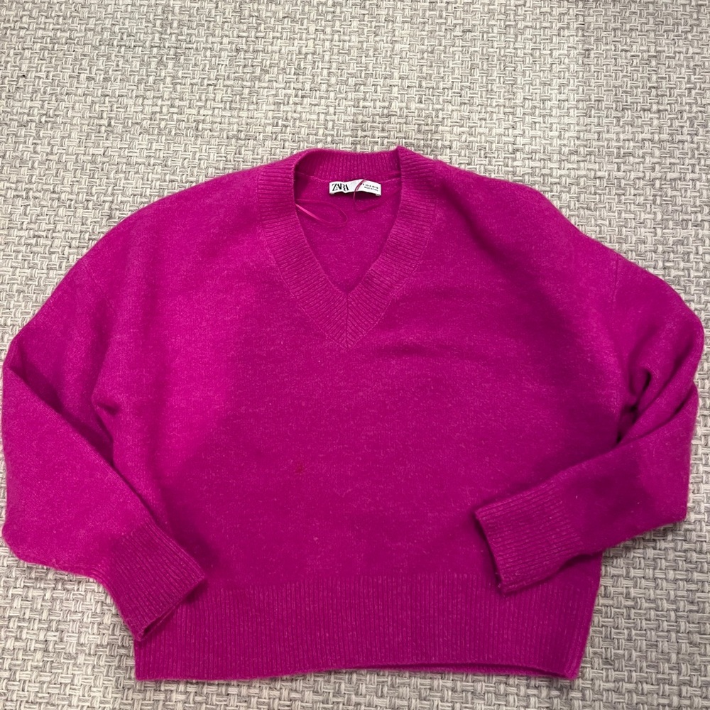Zara Fuchsia V-Neck Sweater